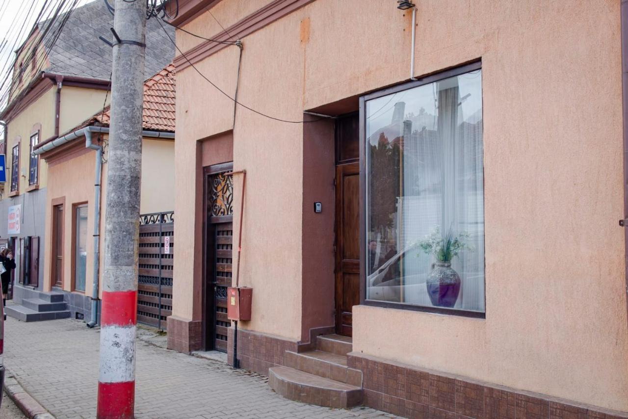 Reghin Guest House Εξωτερικό φωτογραφία